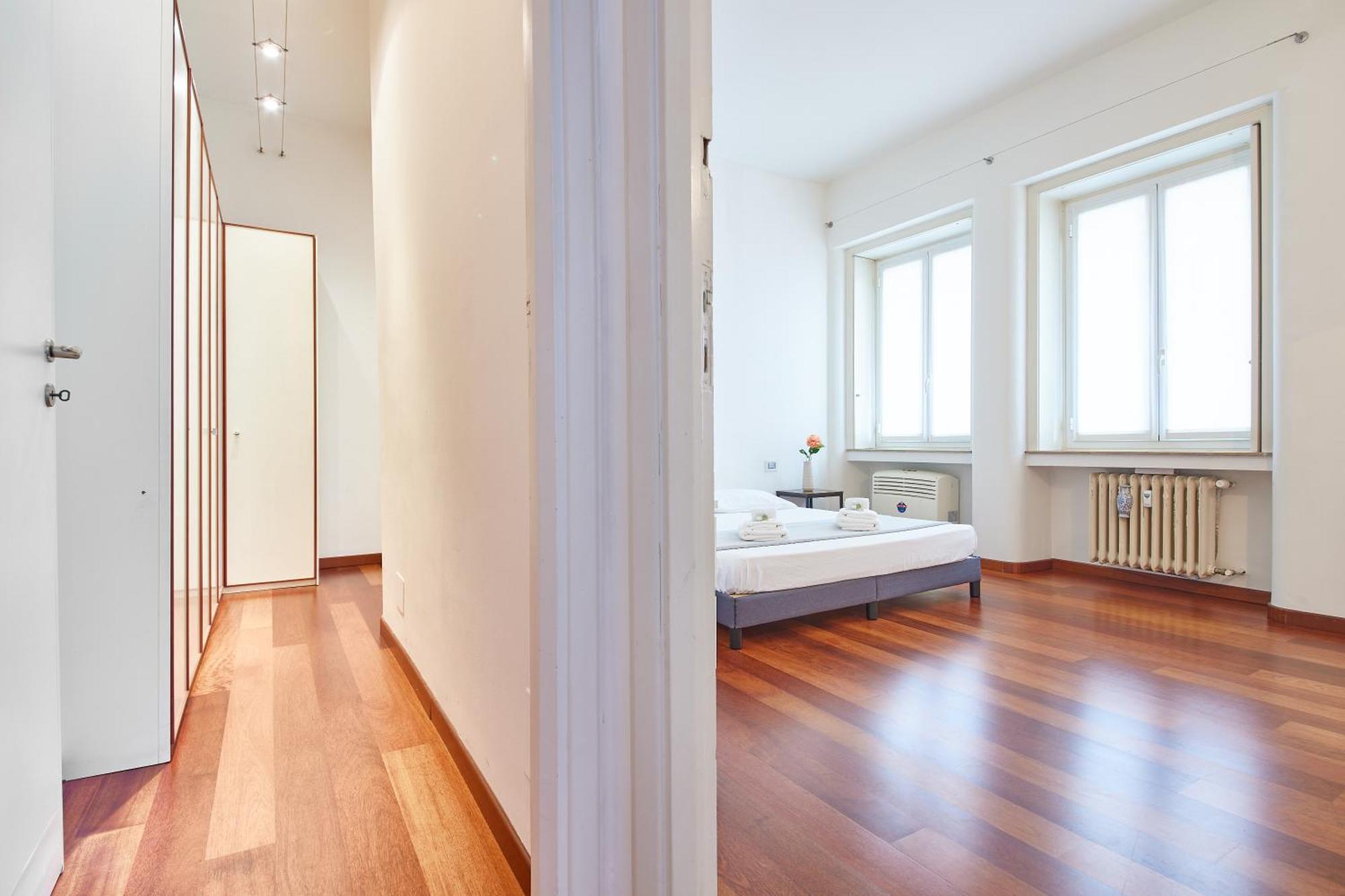 Ferienwohnung Porta Nuova Lusso 8 Minuti Dal Duomo Mailand Exterior foto